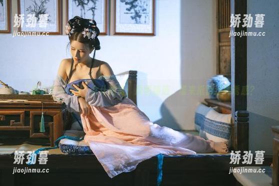 “鹿八岁baby”女仆图赏：原图精选，谁来抵御这种诱惑？